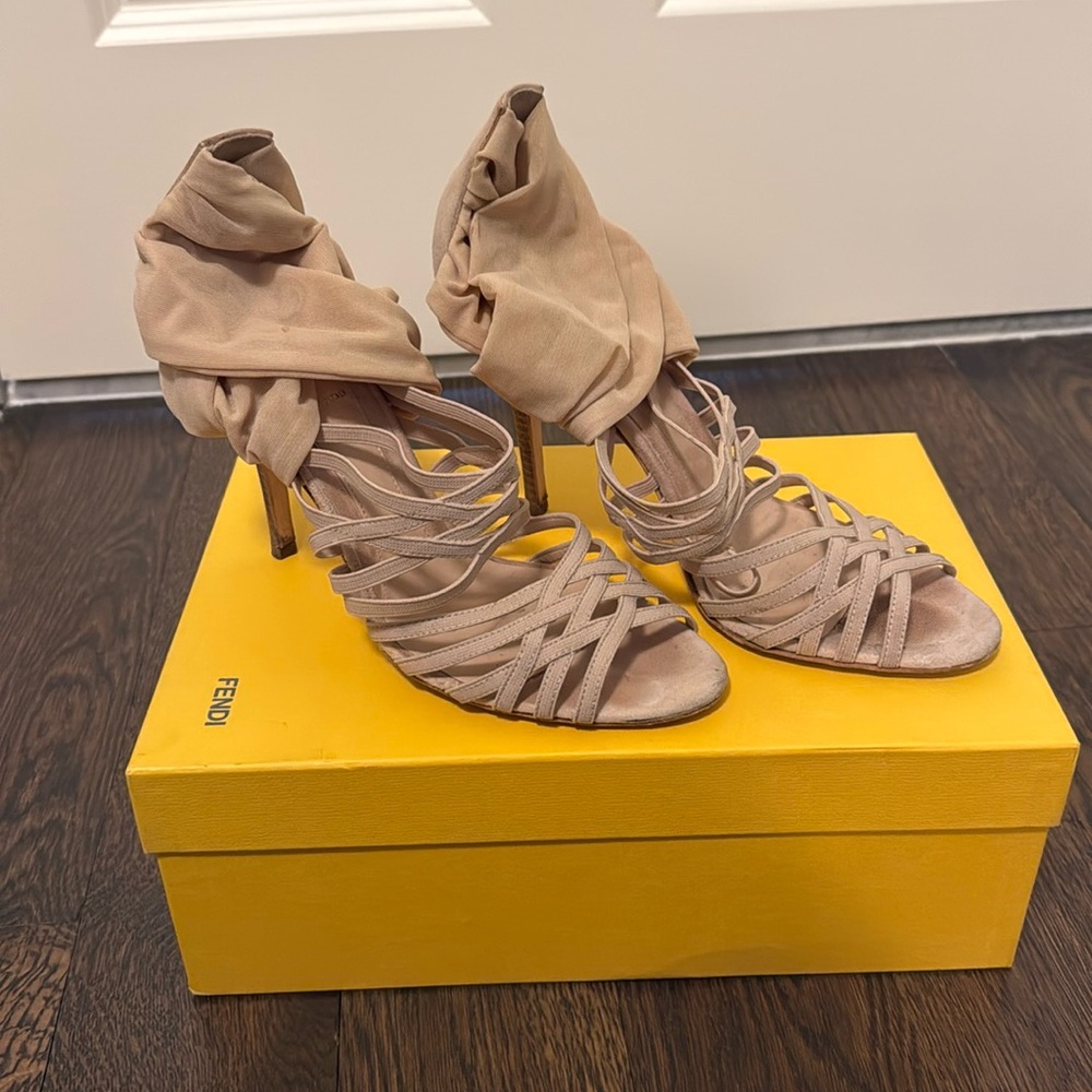 Fendi Camoscio tulle sandals. 39.5.  Look like new when on!